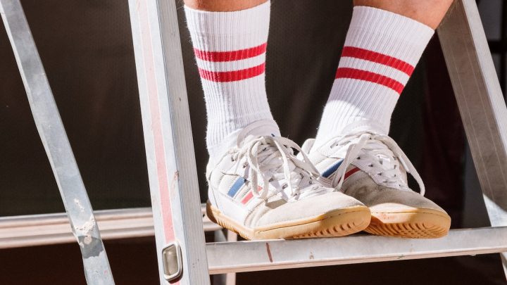 Wkładki ortopedyczne do butów – lepsze gotowe, czy na zamówienie?